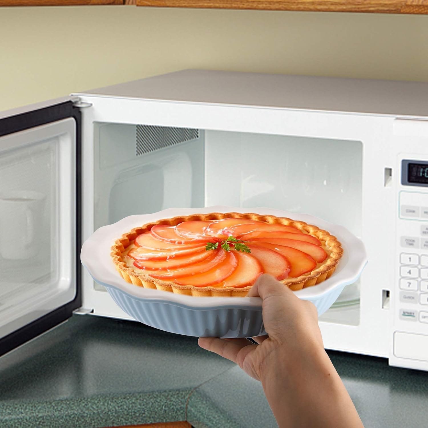 AVLA 2 Pack Ceramic Pie Dish, 9 Inches Round Baking Dish with Ruffled Edges, Yellow