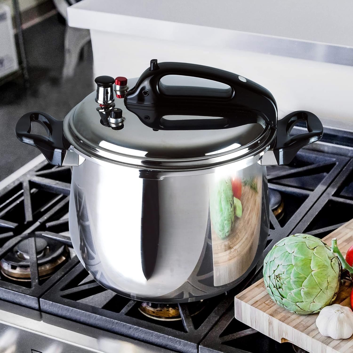 Bene Casa Stainless-Steel, 5.3-quart Pressure Cooker, 5-liter Capacity. Olla de Presion.