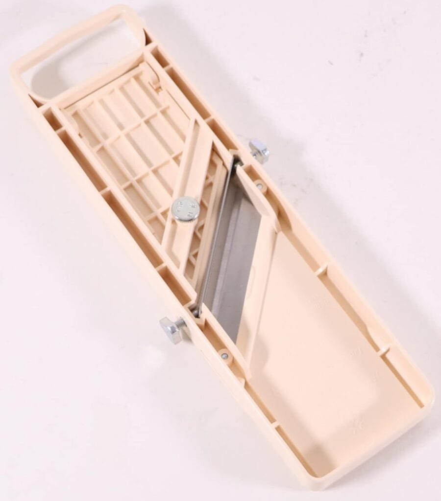 Benriner BR1 VEGETABLE SLICER, One Size, Off-White Benriner BR1 VEGETABLE SLICER, One Size, Off-White