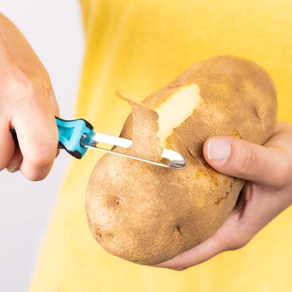 Ergonomic Stainless Steel Vegetable Peeler by Linden Sweden - Dishwasher Safe