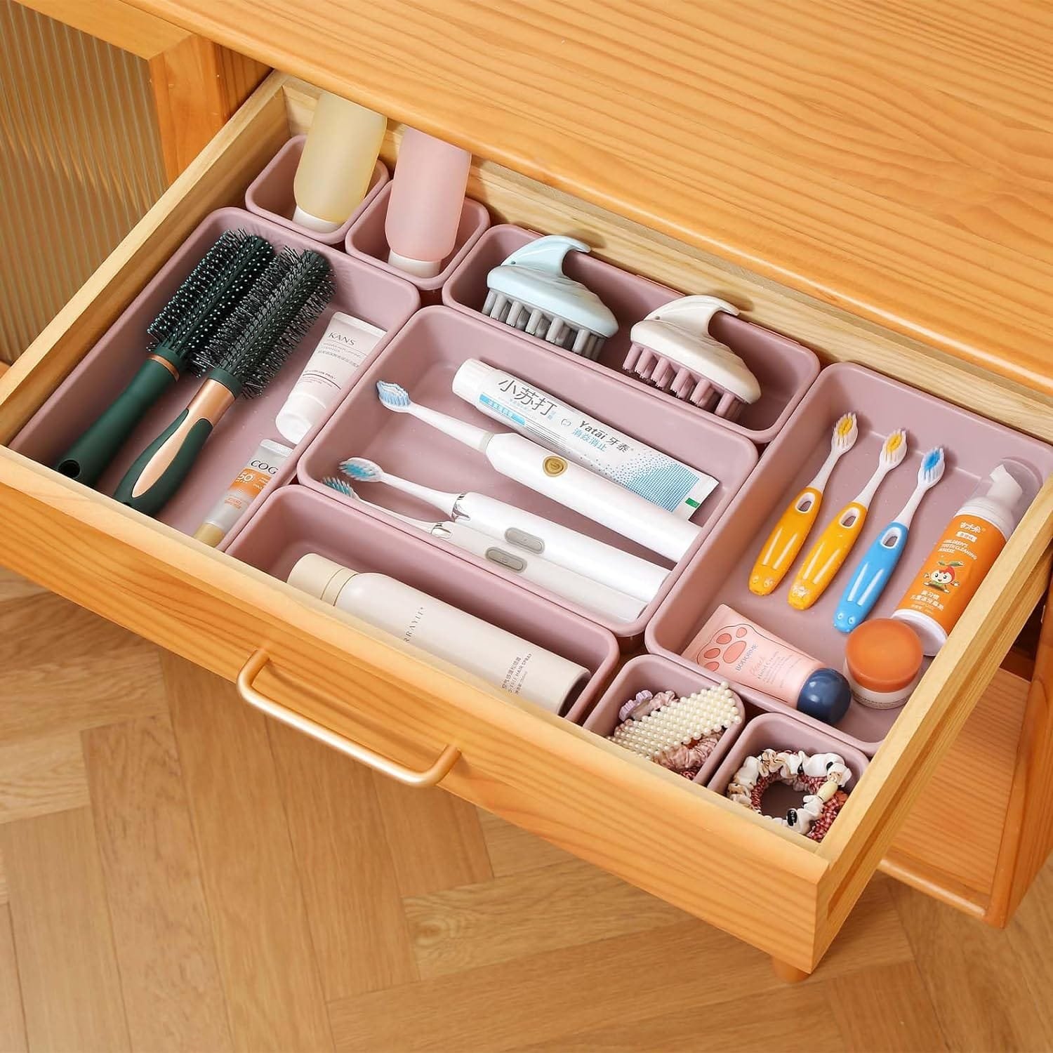 Famhap 16 PCS Plastic Drawer Organizer Set, Desk Drawer Organizer Divider Trays, Vanity Storage Bins for Makeup, Jewelry, Utensils, Gadgets for Kitchen, Bedroom, Bathroom and Office (Lilac)