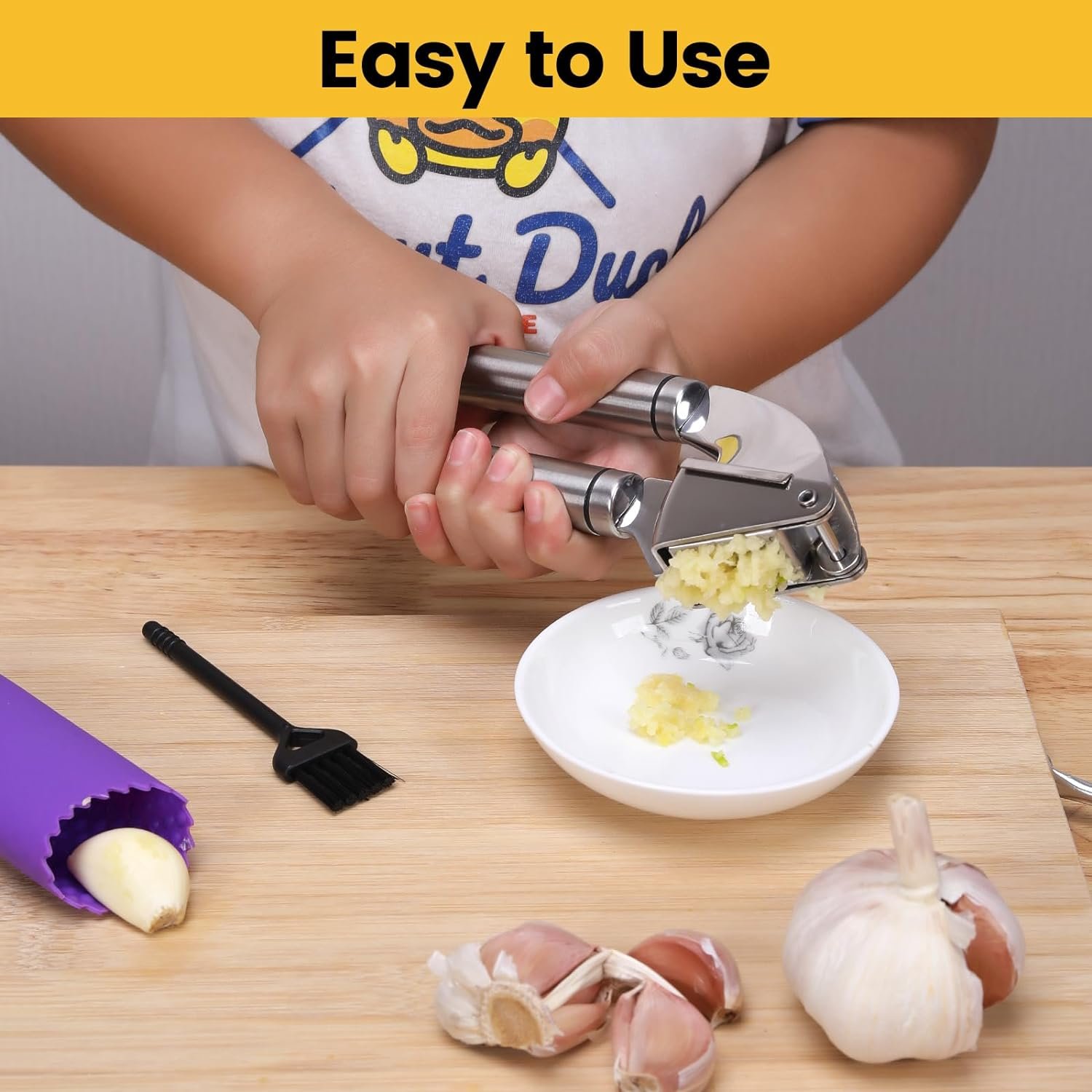 Garlic Press Mincer, 304 Stainless Steel Garlic Press with Garlic Peeler Tube, Heavy Duty Metal Ginger Press, Silver Garlic Press Mincer, 304 Stainless Steel Garlic Press with Garlic Peeler Tube, Heavy Duty Metal Ginger Press, Silver