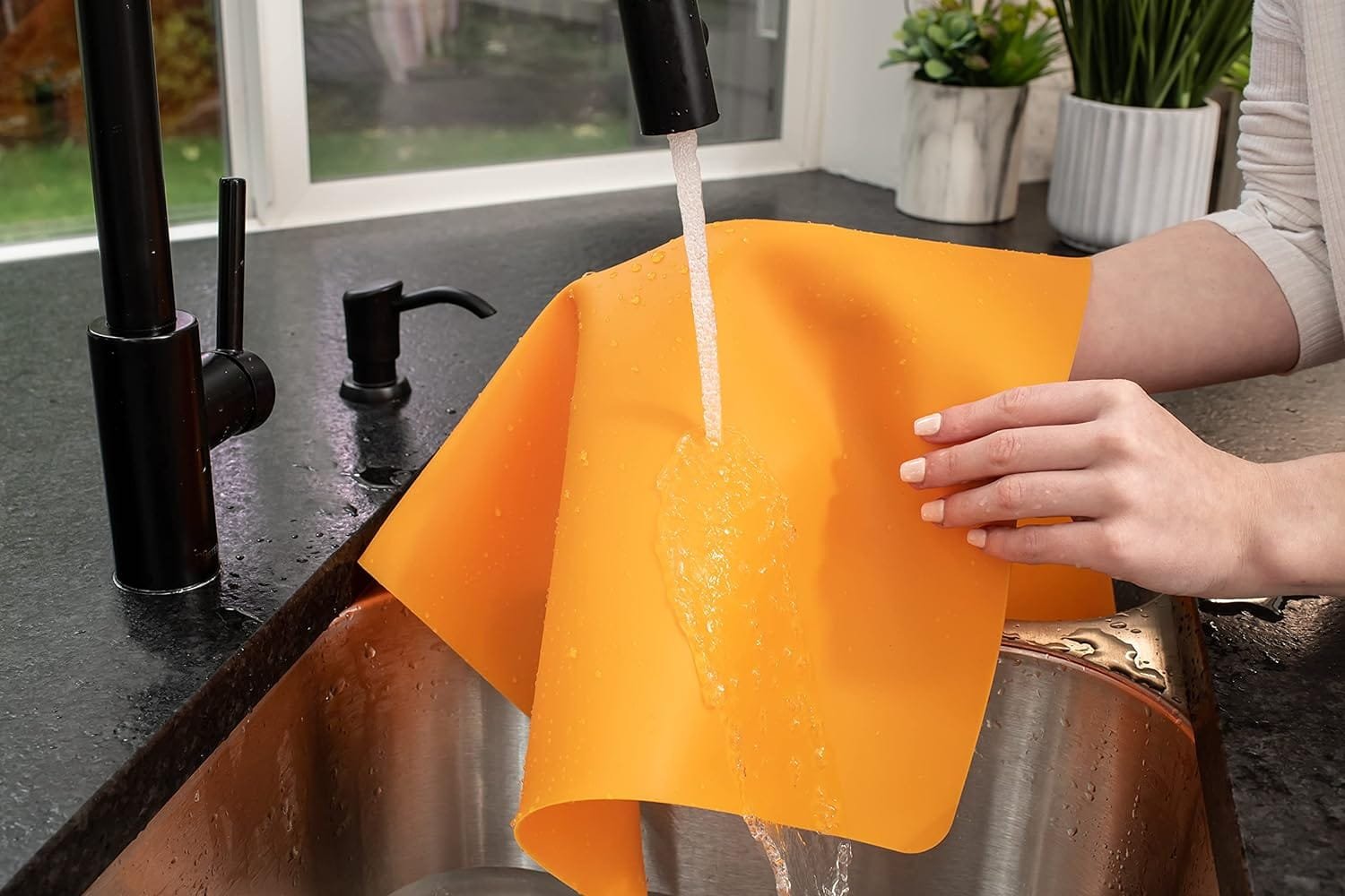 gasaré, Extra Large, Thicker, Heat Resistant Mats, Countertop Protector, Silicone Mats for Kitchen Counter, Non-Slip, Waterproof, Washable, 25 x 17 Inches x 1.4 mm, Set of 2, Translucent-Opaque