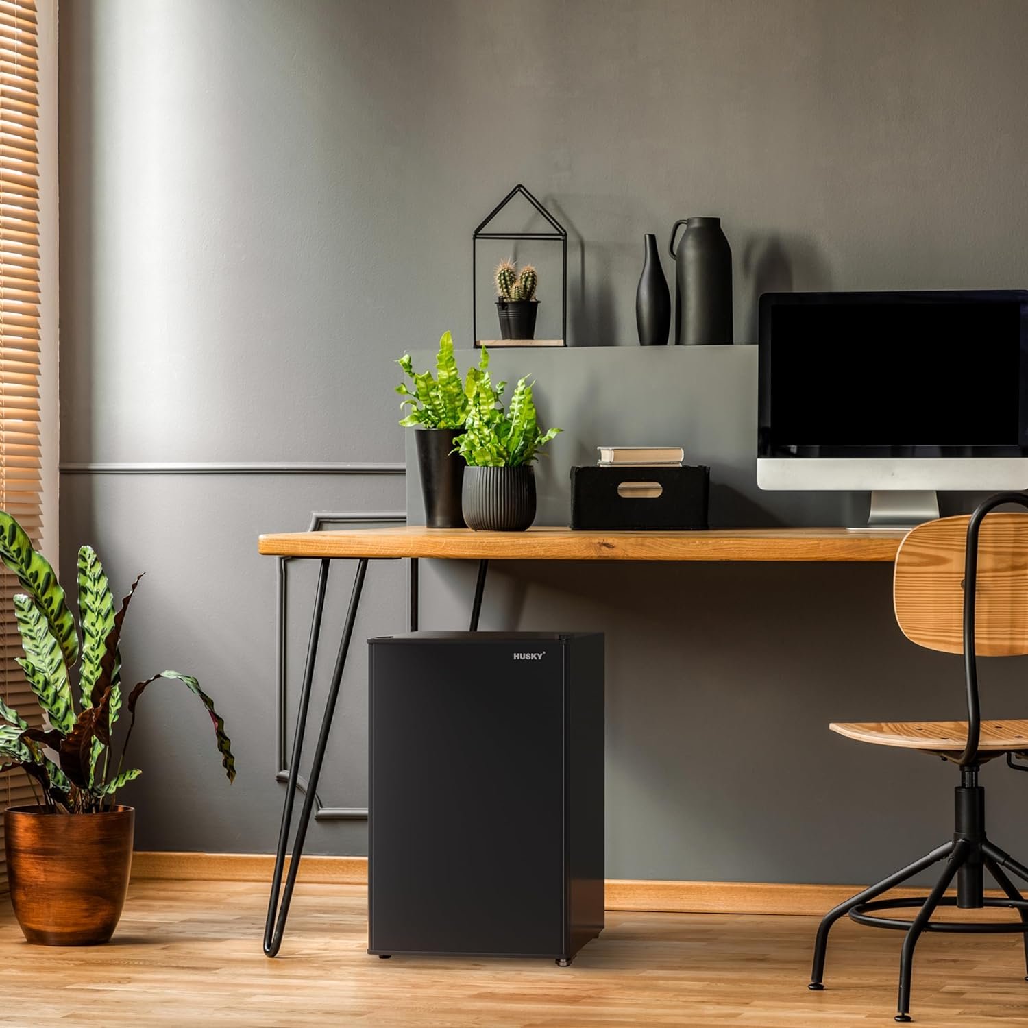 Husky Undercounter/Freestanding Premium Beverage Cooler Mini Fridge 4.3 Cu.ft./122L with Reversible Solid Doors, Compact Refrigerator for Home, Restaurants, Commercial, RV Energy Star Husky Undercounter/Freestanding Premium Beverage Cooler Mini Fridge 4.3 Cu.ft./122L with Reversible Solid Doors, Compact Refrigerator for Home, Restaurants, Commercial, RV Energy Star