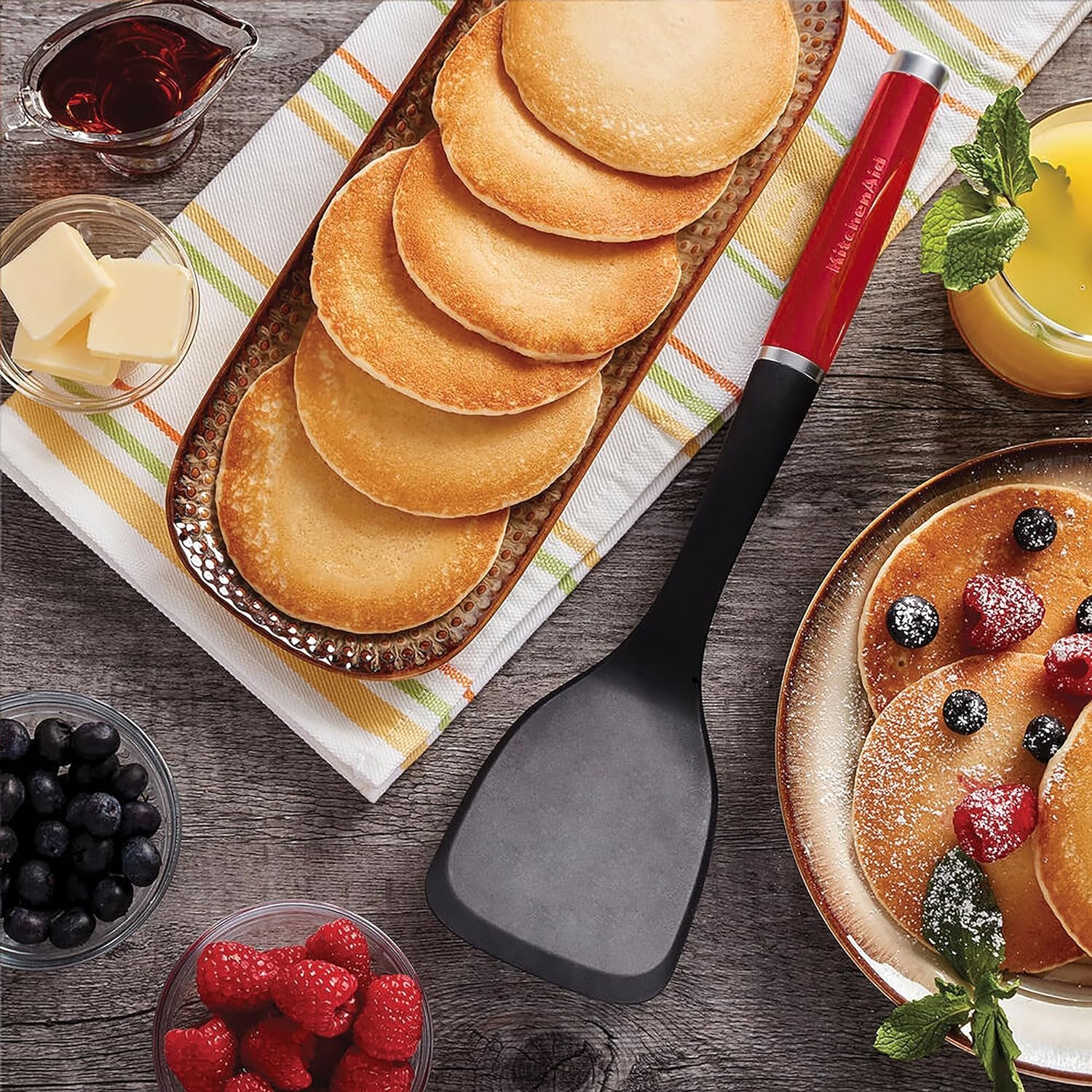 KitchenAid KE001OHOBA Classic Solid Turner Review post thumbnail image