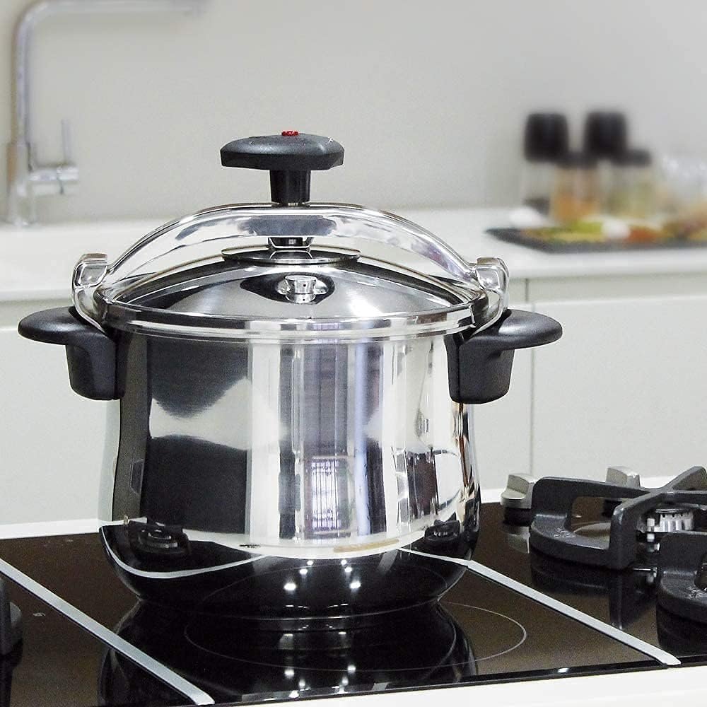 MAGEFESA ® Star B fast pressure cooker, 8.4 Quart, with rounded bottom, made in 18/10 stainless steel, suitable for all types of stovetops, included indution, 3 heavy security systems, 8 psi MAGEFESA ® Star B fast pressure cooker, 8.4 Quart, with rounded bottom, made in 18/10 stainless steel, suitable for all types of stovetops, included indution, 3 heavy security systems, 8 psi