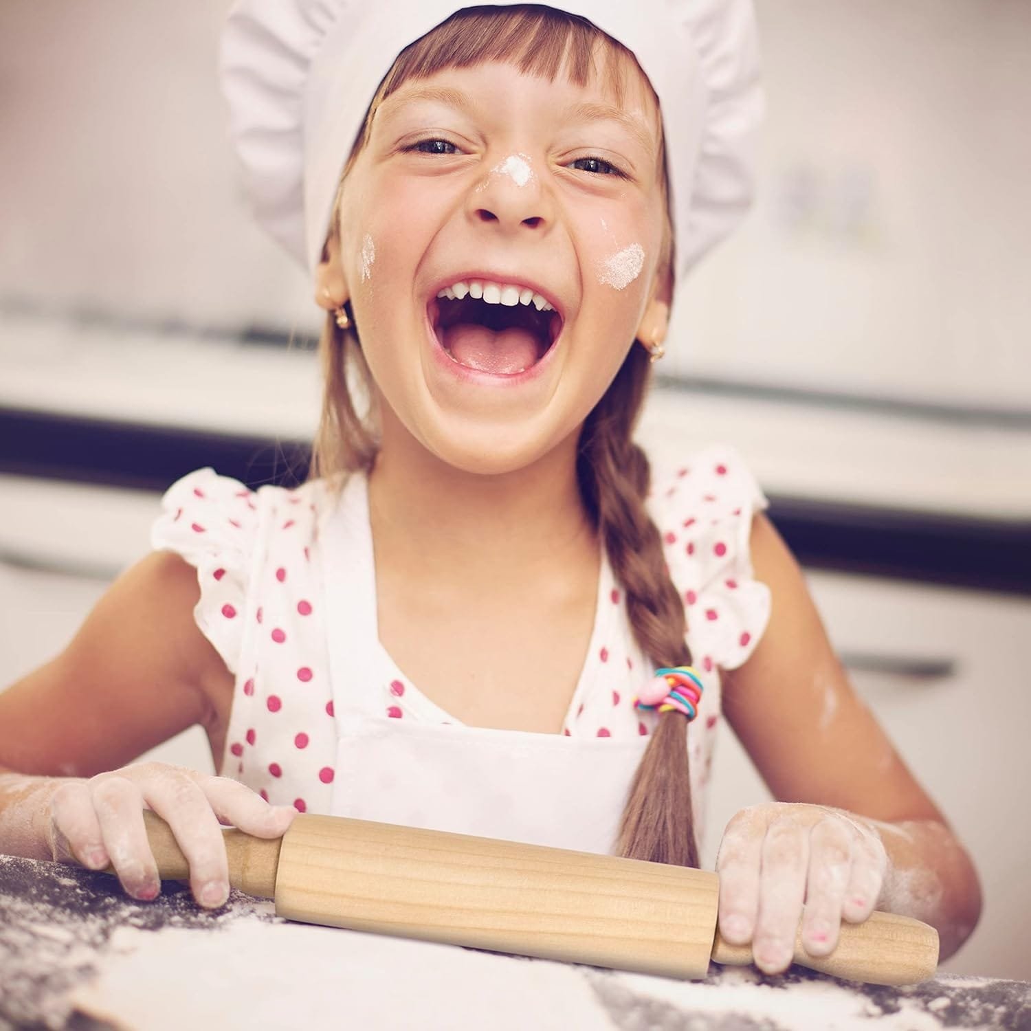 Mini Wooden Rolling Pin with a coating, this non stick rolling pin can be use for art  crafting, cooking, play doh, sensory play