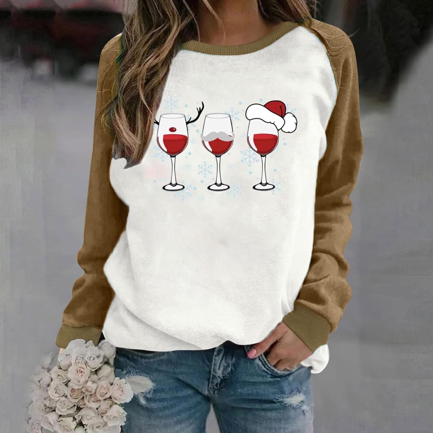 OSFVNOXV Christmas T-Shirts for Womens Reindeer Horn Red Goblets Graphic Crewneck Sweatshirts Casual Fashion Print Tunic