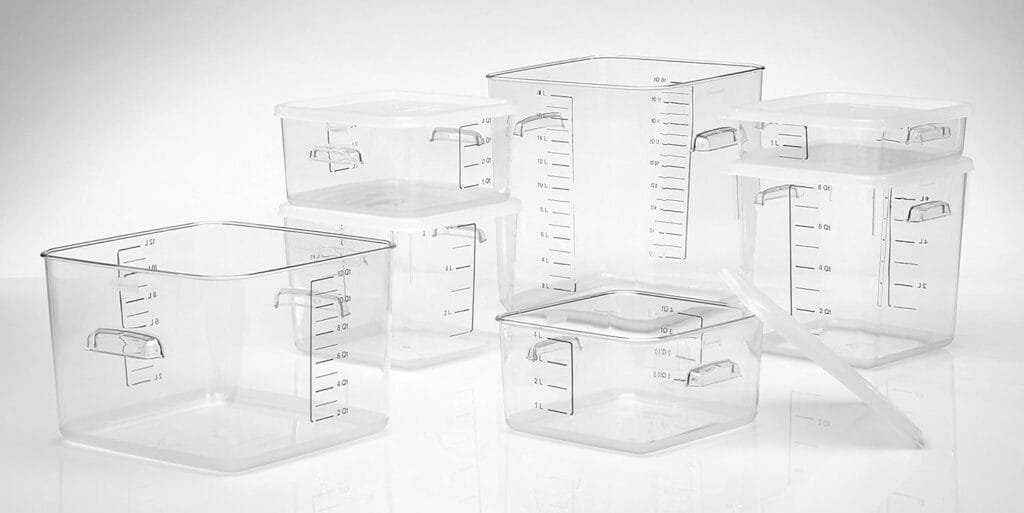 Rubbermaid Commercial Products, Plastic Space Saving Square Food Storage Container for Kitchen/Sous Vide/Food Prep, 12 Quart, Clear Rubbermaid Commercial Products, Plastic Space Saving Square Food Storage Container for Kitchen/Sous Vide/Food Prep, 12 Quart, Clear