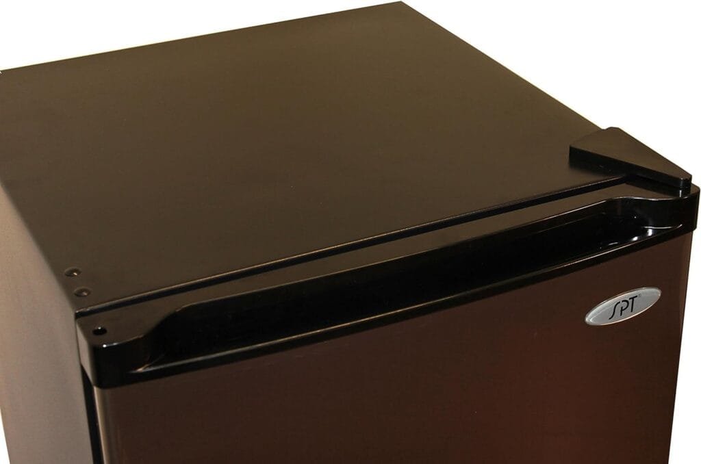 SPT UF-304SS: 3.0 cu.ft. Upright Freezer in Stainless Steel - ENERGY STAR