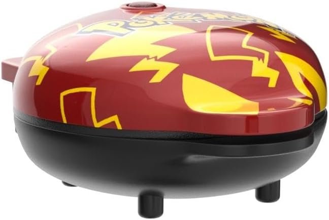 Uncanny Brands Pokémon Pikachu Mini Waffle Maker - Pokemon Kitchen Appliance
