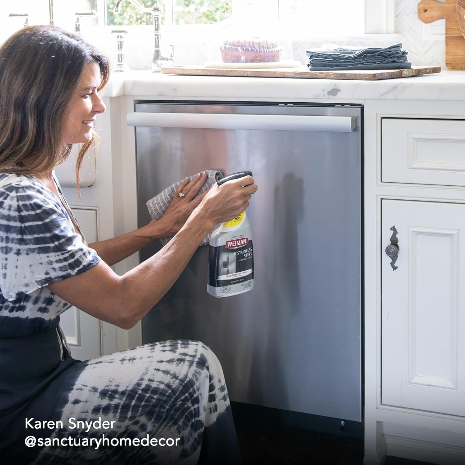 Weiman Stainless Steel Cleaner and Polish - Microfiber Cloth - Protects Appliances from Fingerprints and Leaves a Streak-Free Shine for Refrigerator | Dishwasher | Oven | Grill Weiman Stainless Steel Cleaner and Polish - Microfiber Cloth - Protects Appliances from Fingerprints and Leaves a Streak-Free Shine for Refrigerator | Dishwasher | Oven | Grill