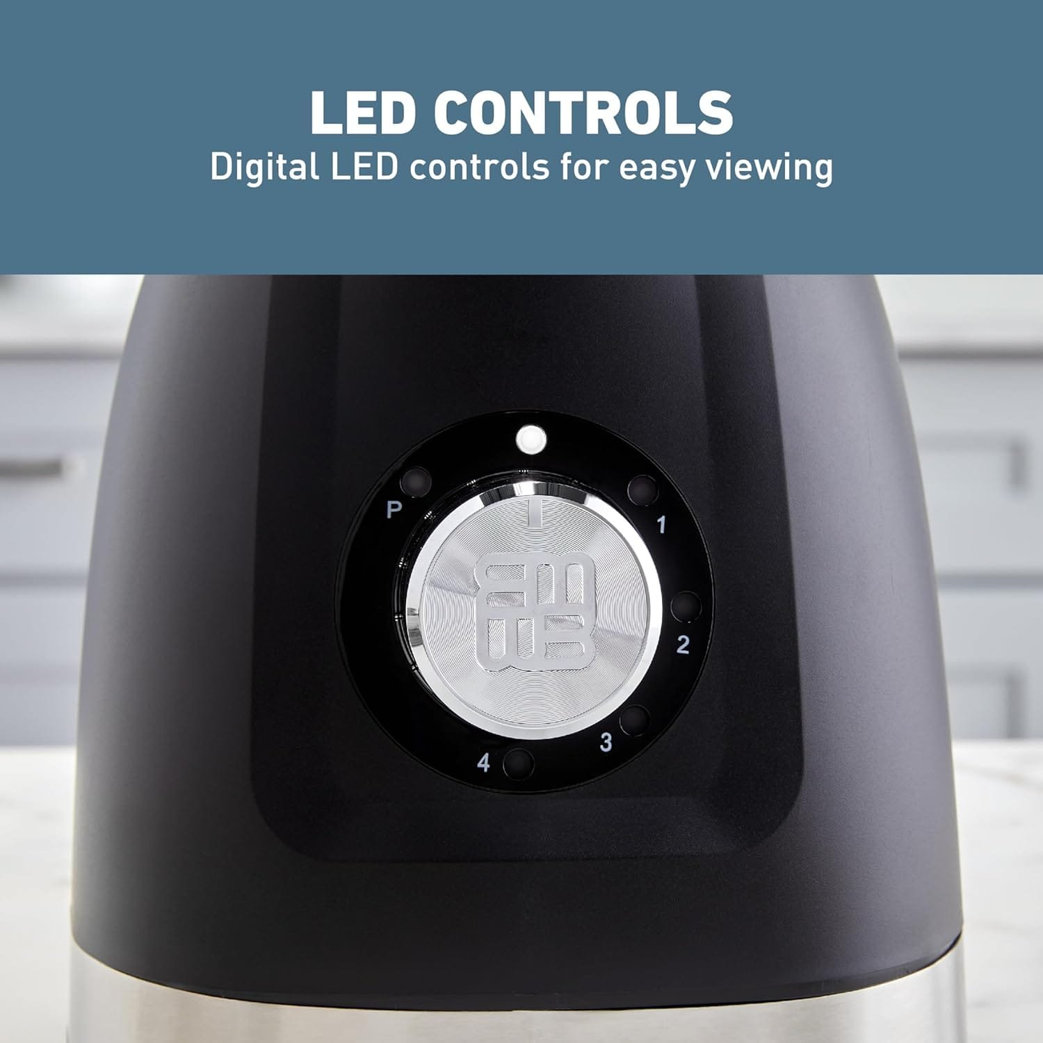 West Bend Blender with 48-Ounce Blending Jar and 20-Ounce Travel Cup, Compact Design with Dial Control, 700-Watts, Black