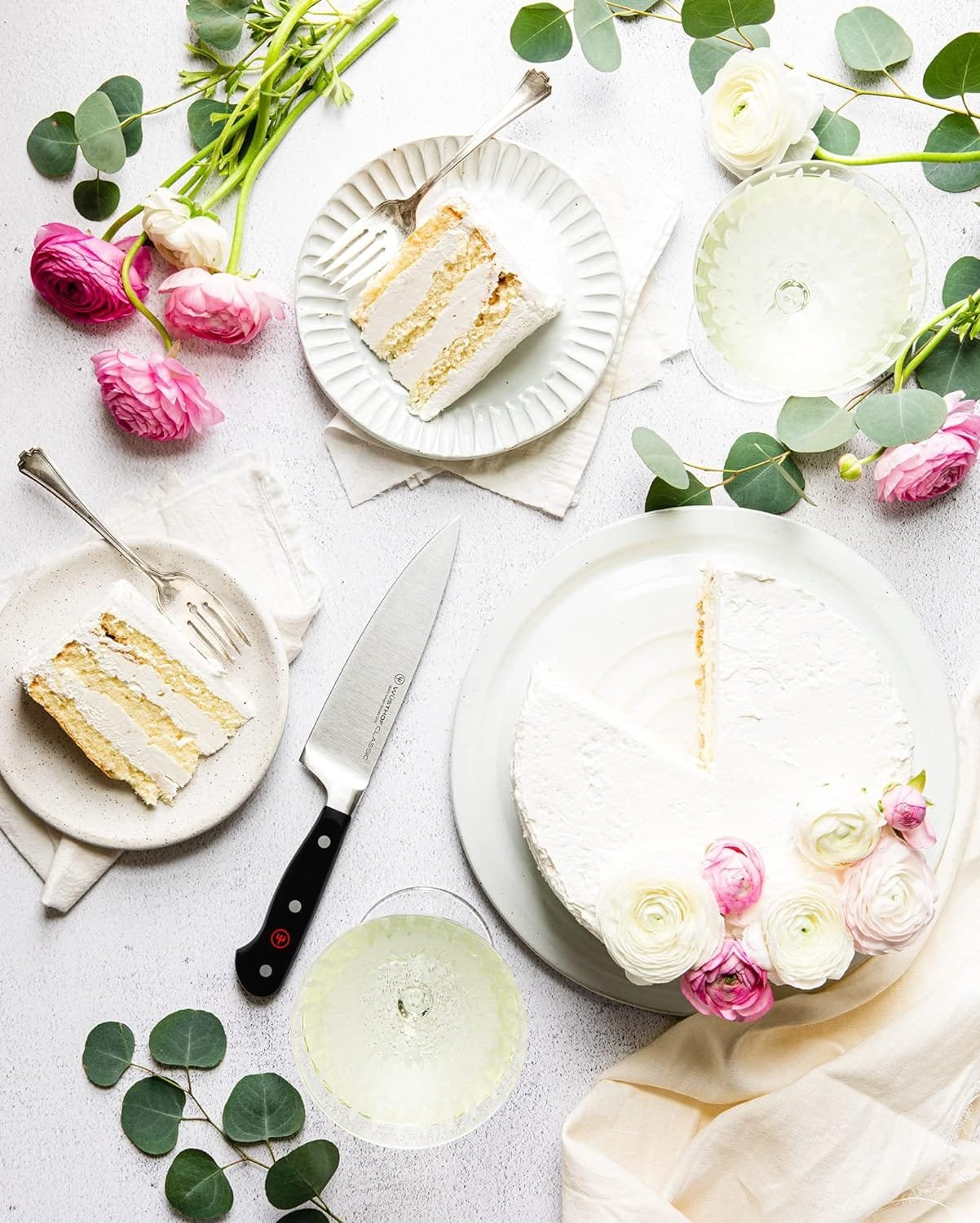 WÜSTHOF Classic 6” Chef’s Knife, Black