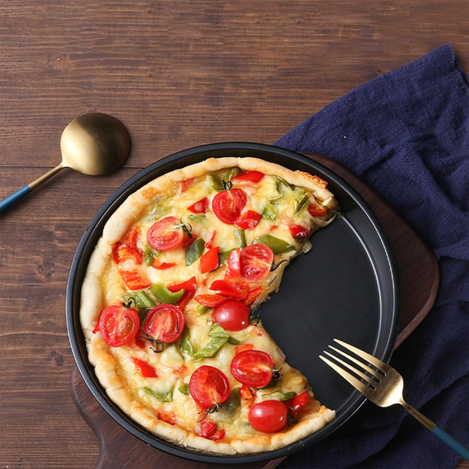 10 Inch Nonstick Pizza Pan for Oven Carbon Steel Round Pizza Pan Pizza Tray Pie Pan Baking Pans Baking Tray Oven Pan Deep Dish Pie Plates for Home Kitchen Bakeware Bread Cake