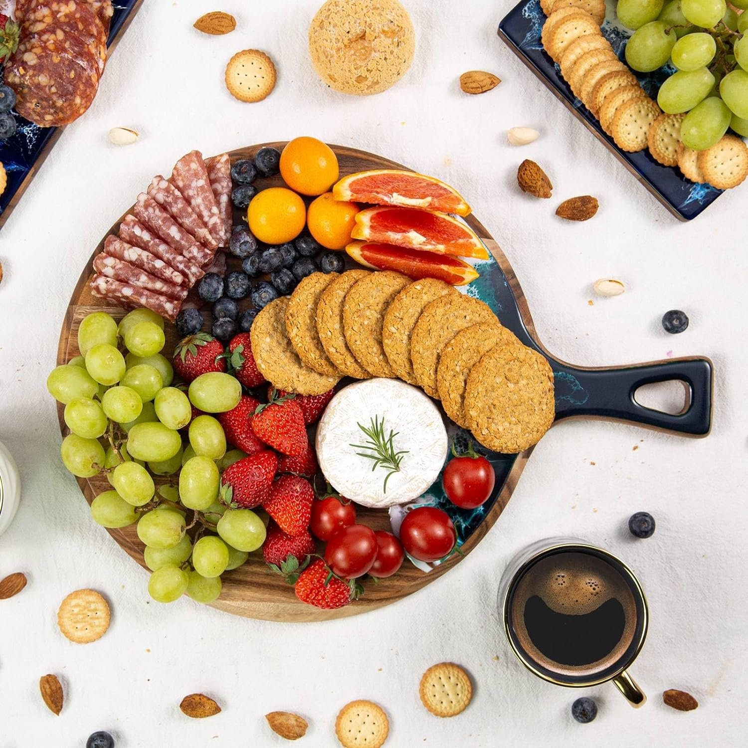 Acacia Wood and Resin Cutting Board with Handle Green Wooden Chopping Board Round Paddle for Meat Bread Serving Board Charcuterie Boards Chopping Blocks Circular Circle Carving Cutting Board