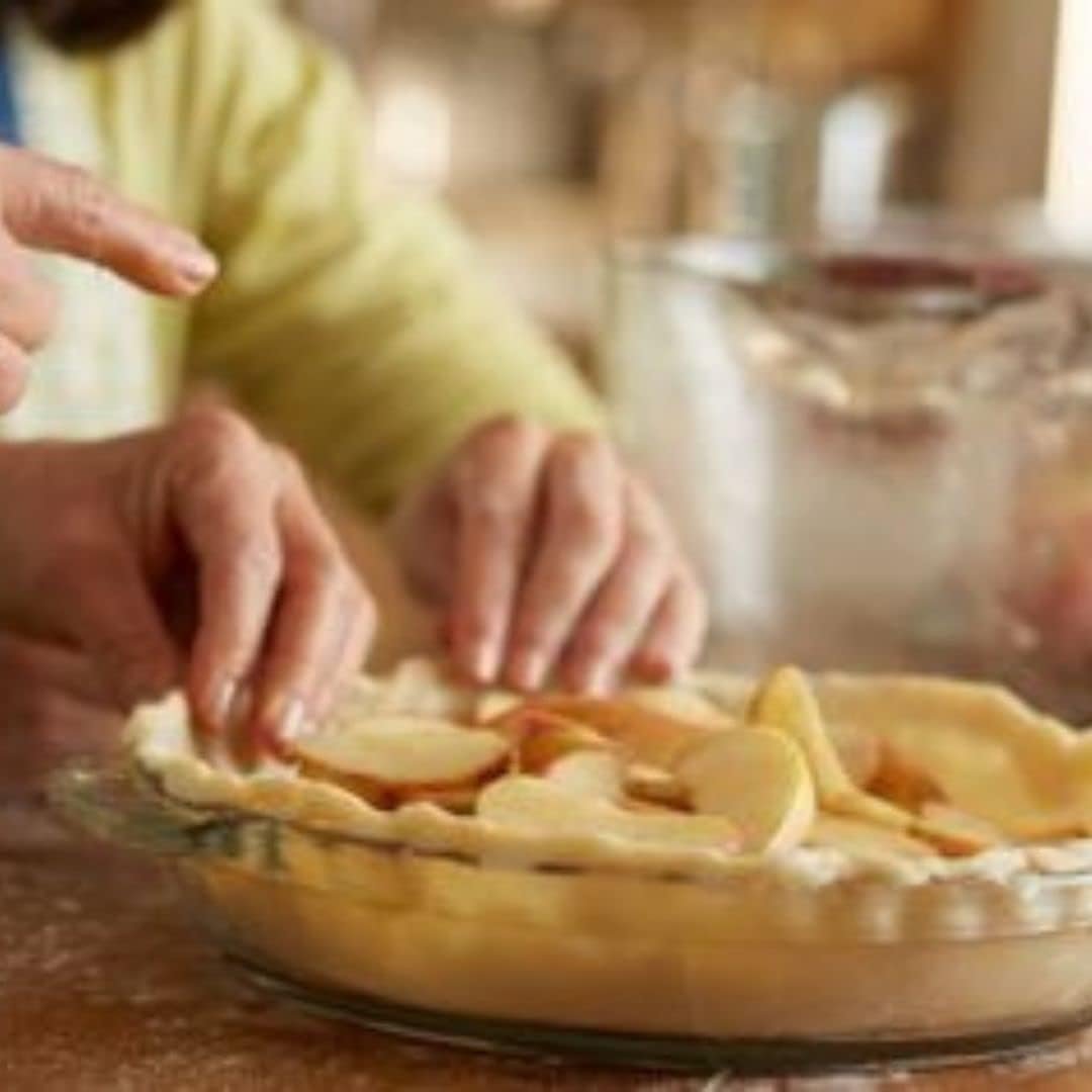 Anchor Hocking Fire-King 9-Inch Pie Baking Dish, 1.75 Deep Anchor Hocking Fire-King 9-Inch Pie Baking Dish, 1.75 Deep