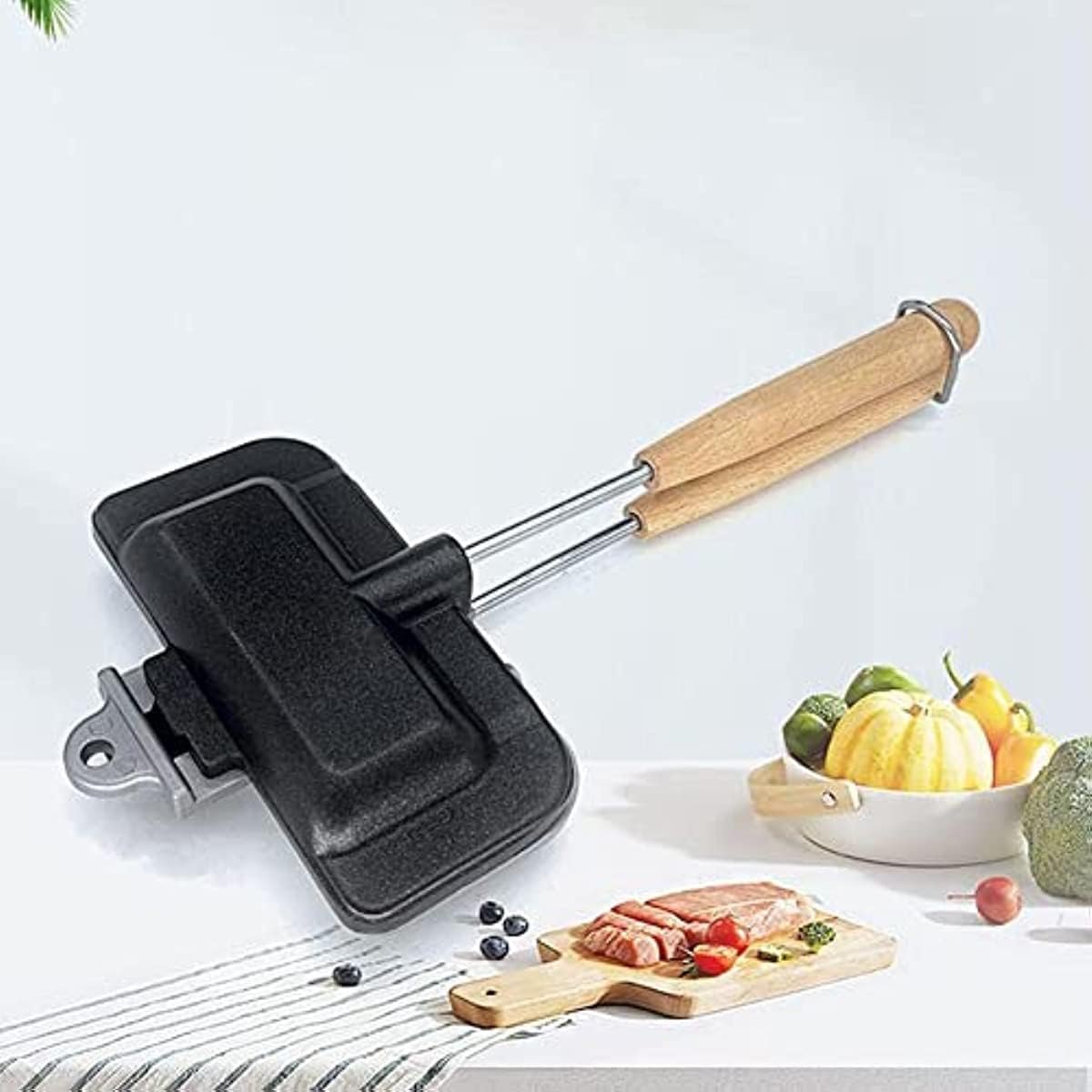 Breakfast Sandwich Maker, 4w1h Sandwich Maker, Hot Dog Toaster,Press Bakeware Nonstick Frying Pan Pancake Pan Cooker with Removable Handle for Breakfast Pancakes, Omelets, Frittatas and Toast