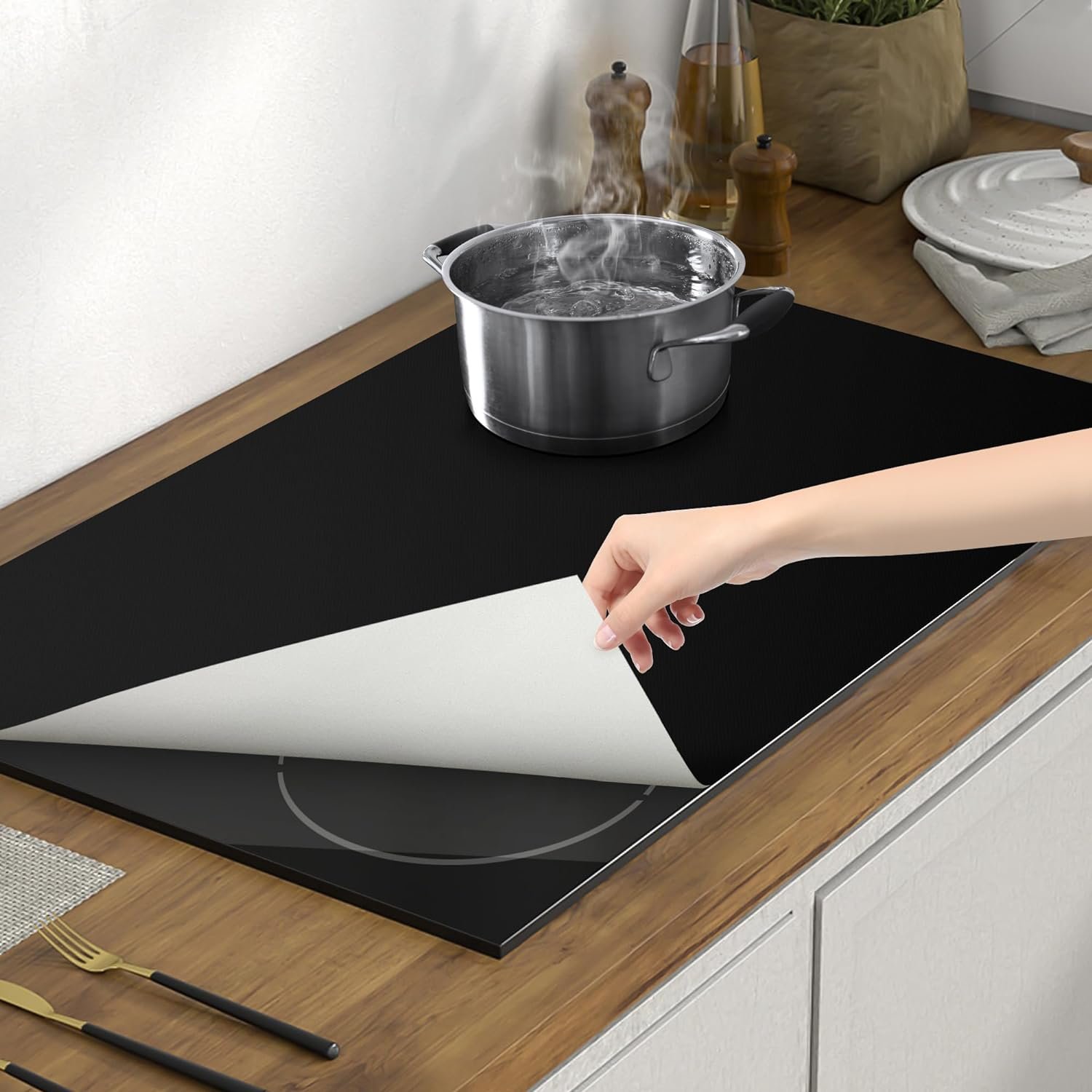 Large Silicone Induction Cooktop Protector Mat, 21.2 In x 35.4 In Induction Stove Top Protector Magnetic Electric Stove Burner Covers Anti-Scratch Anti-Strike Black And White
