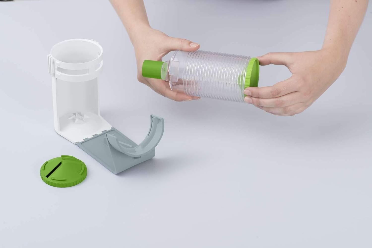 Midi Spiralizer from Betty Bossi – a spiralizer which allows you to conveniently chop all kinds of vegetables and is even suitable for use as a potato spiralizer