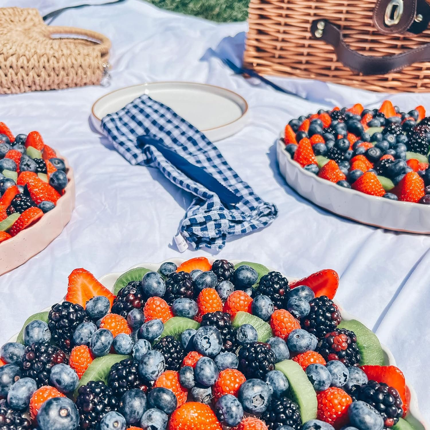 Mora Ceramic Tart Pan, 9.5 Inch Large Porcelain Baking Dish for Tarts, Quiche, Pie, Flan etc. Fluted Ruffled Edge, Oven, Microwave, Freezer, and Dishwasher safe - Great Gift For Bakers - Vanilla White Mora Ceramic Tart Pan, 9.5 Inch Large Porcelain Baking Dish for Tarts, Quiche, Pie, Flan etc. Fluted Ruffled Edge, Oven, Microwave, Freezer, and Dishwasher safe - Great Gift For Bakers - Vanilla White