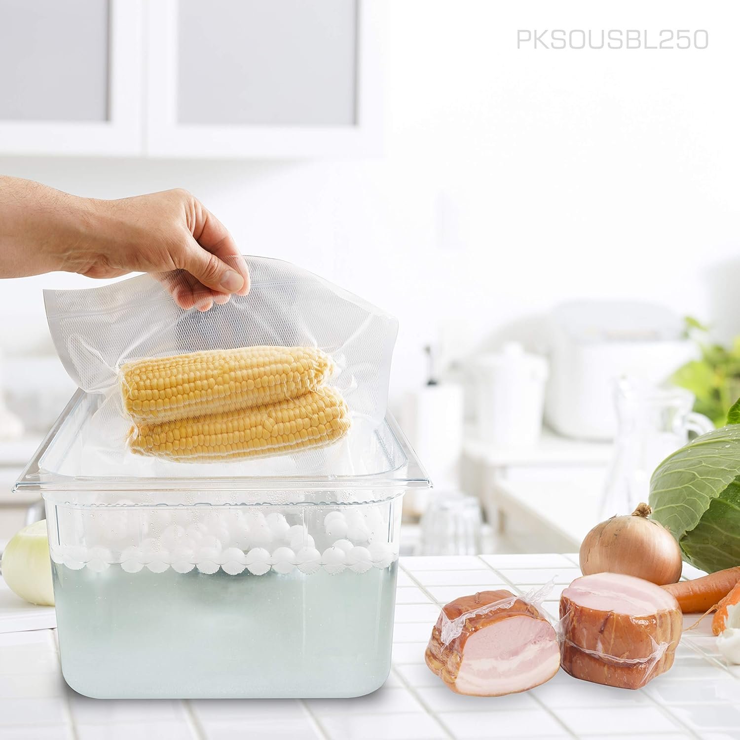 NutriChef Sous Vide Premium Balls-250 White Balls, Includes Drying Bag for Immersion Circulators  Cookers, Reduces Heat Loss-AZPKSOUSBL250, 3.9 x 7.1 x 8.3 inches