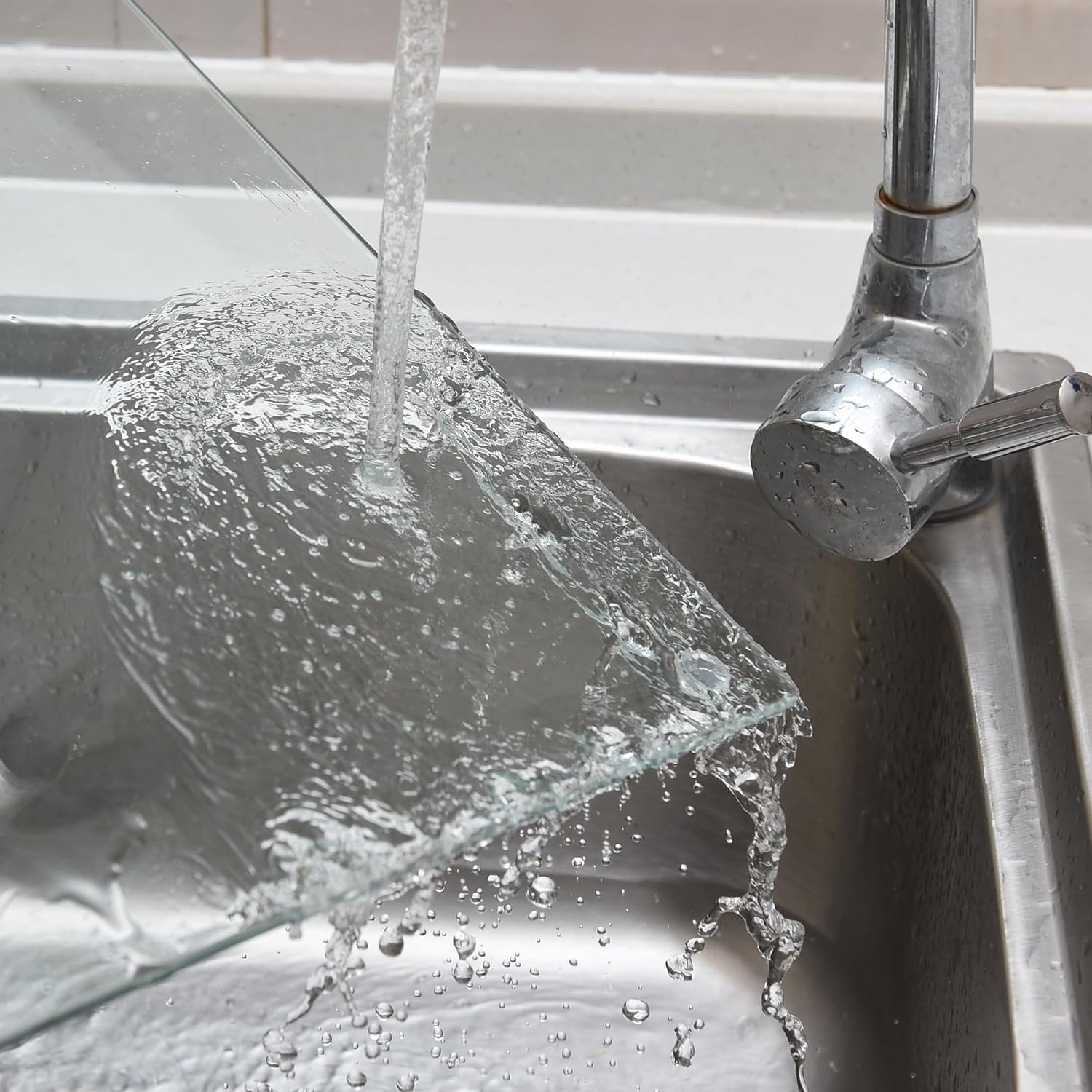 Tempered Glass Cutting Board for Kitchen, Dishwasher Safe, Clear Cutting Board for Countertop, Scratch Resistant, Heat Resistant, Shatter Resistant, 16x12