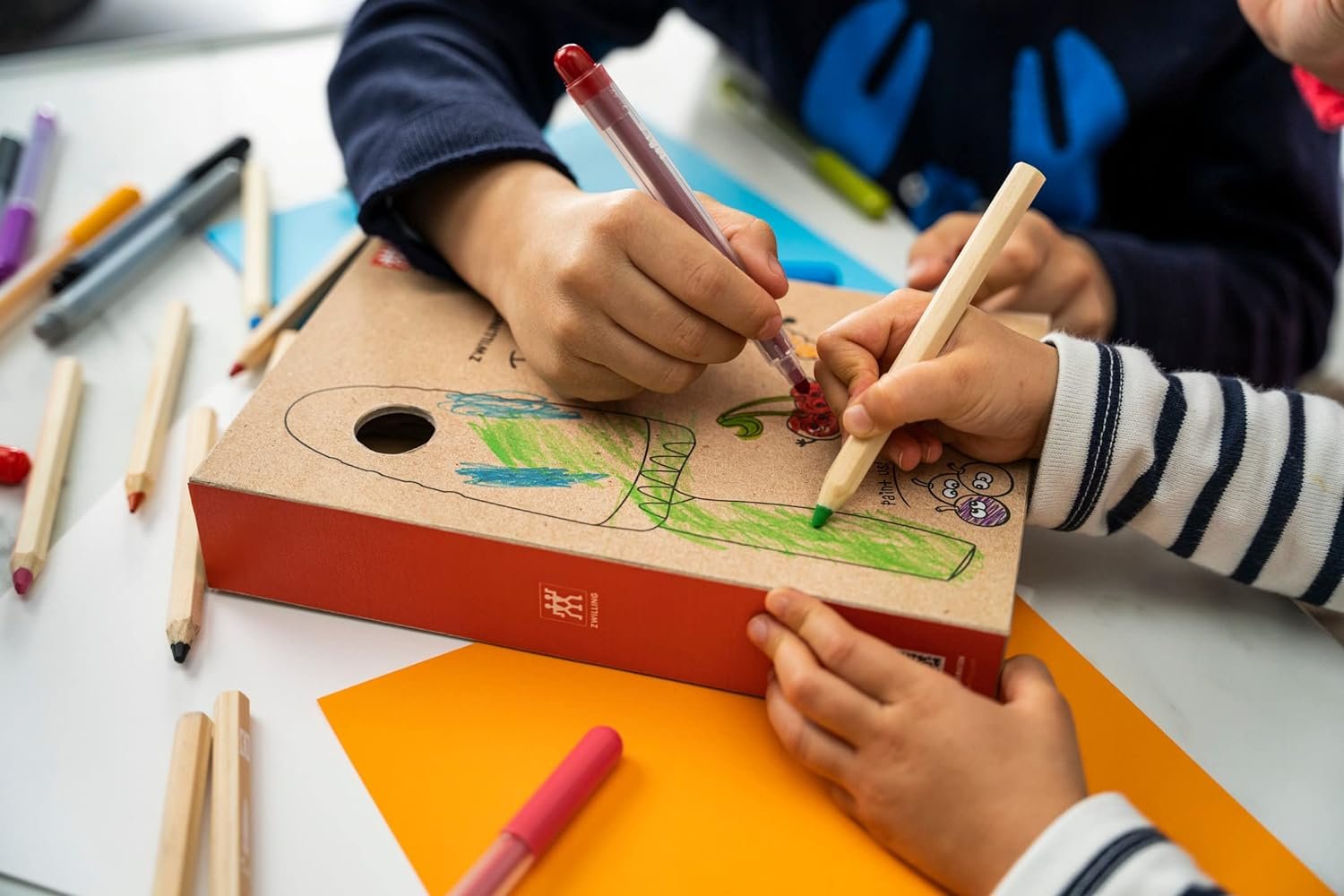 ZWILLING Twinny Stainless Steel Childrens Chefs Knife, 10cm, Rounded Blade, Child-Friendly Design, Plastic Handle, Blue